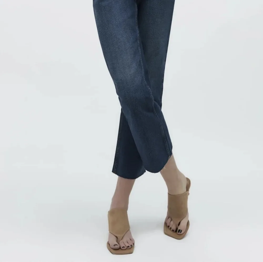 ZARA LIMITED EDITION TOE POST HEELED LEATHER SANDALS